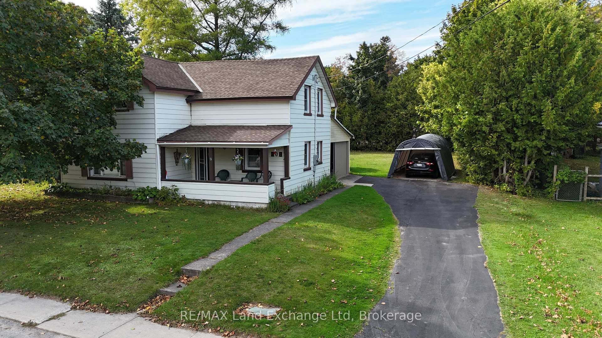 Photo 2 of 208 Edward Street, North Huron, Wingham — HOMEH