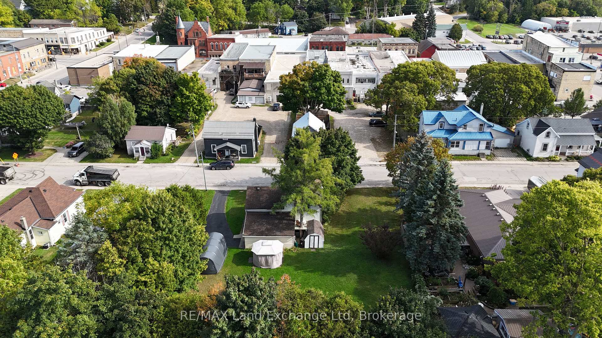 Photo 3 of 208 Edward Street, North Huron, Wingham — HOMEH