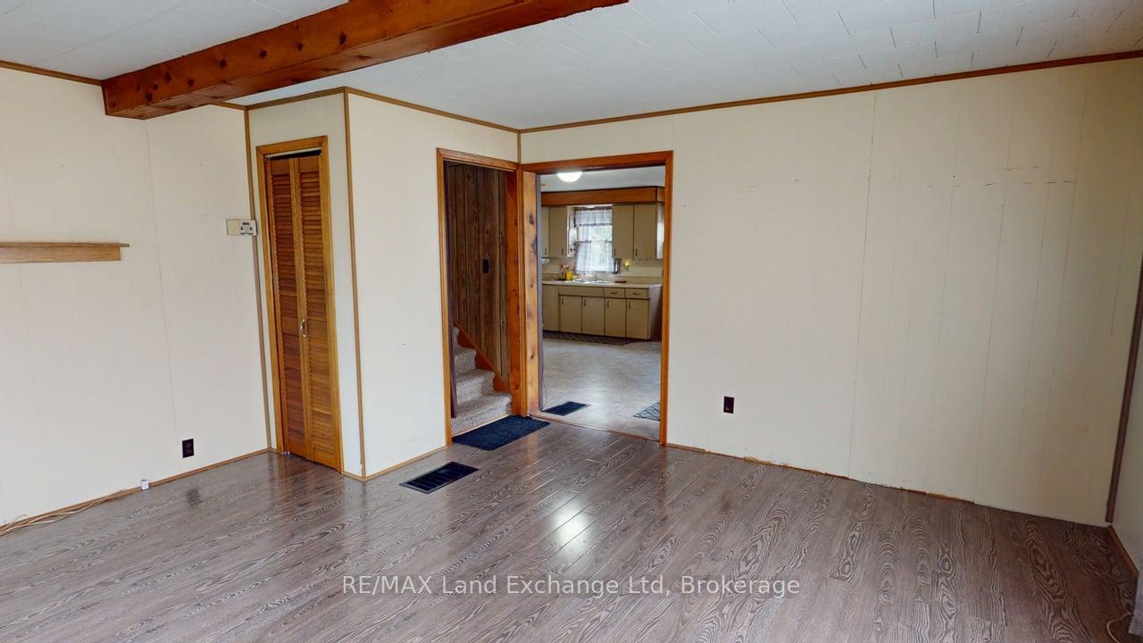 Photo 11 of 208 Edward Street, North Huron, Wingham — HOMEH