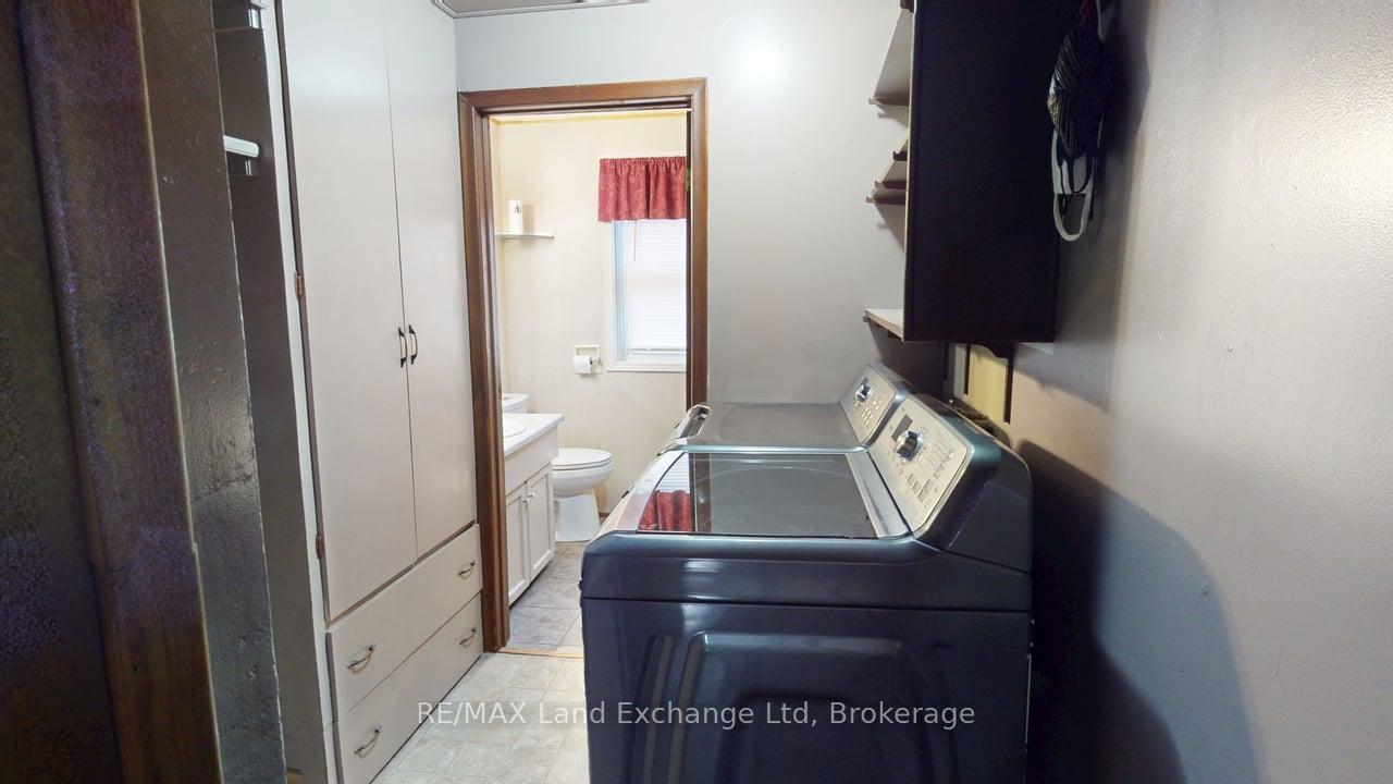 Photo 13 of 208 Edward Street, North Huron, Wingham — HOMEH