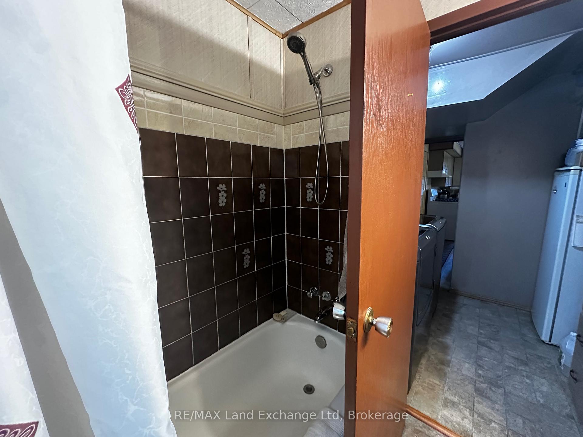 Photo 15 of 208 Edward Street, North Huron, Wingham — HOMEH