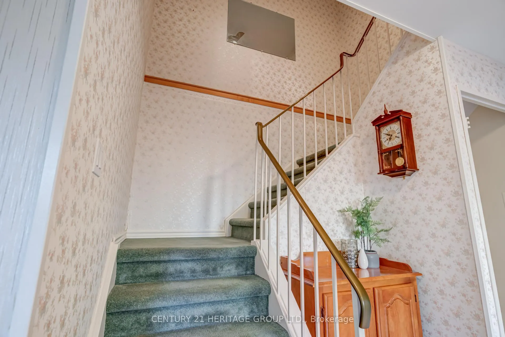Photo 16 of 729 Beman Drive, Newmarket, Huron Heights-Leslie Valley — HOMEH