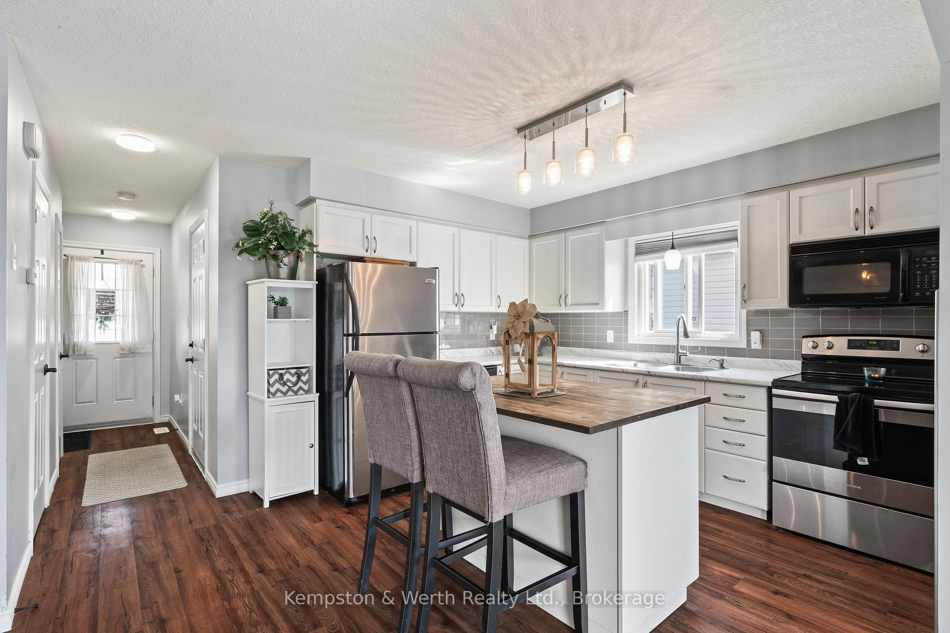 Photo 5 of 730 Rogers Road W, North Perth, Listowel — HOMEH