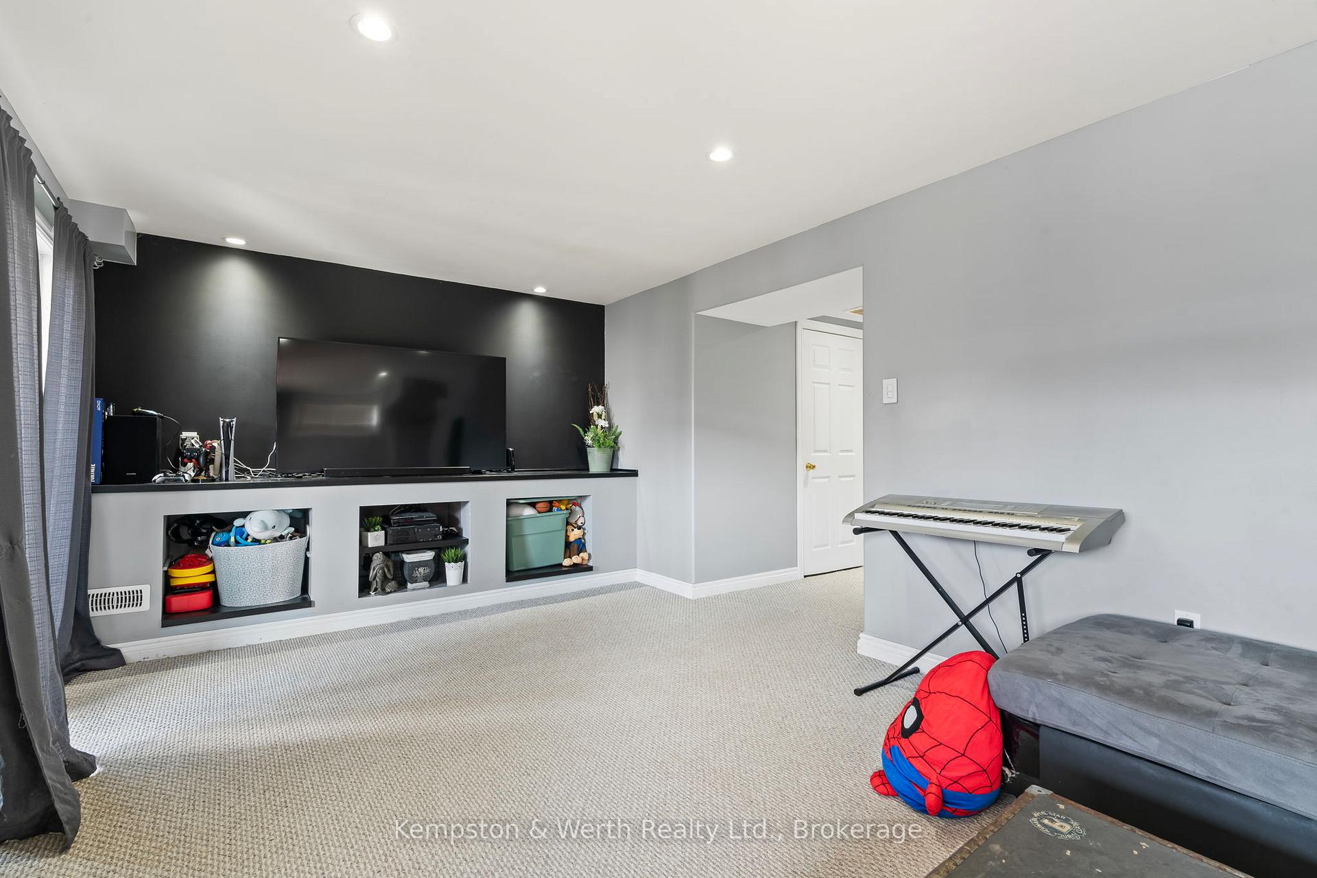 Photo 27 of 730 Rogers Road W, North Perth, Listowel — HOMEH