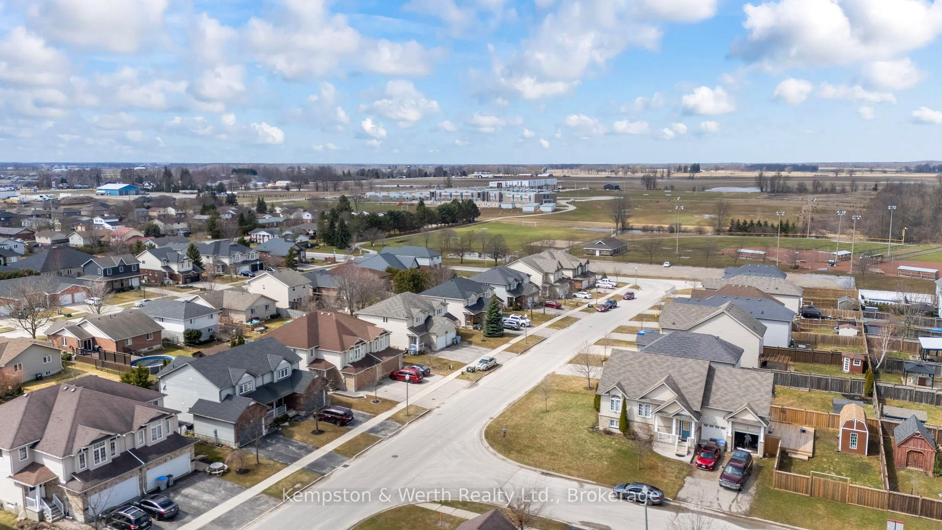Photo 37 of 730 Rogers Road W, North Perth, Listowel — HOMEH