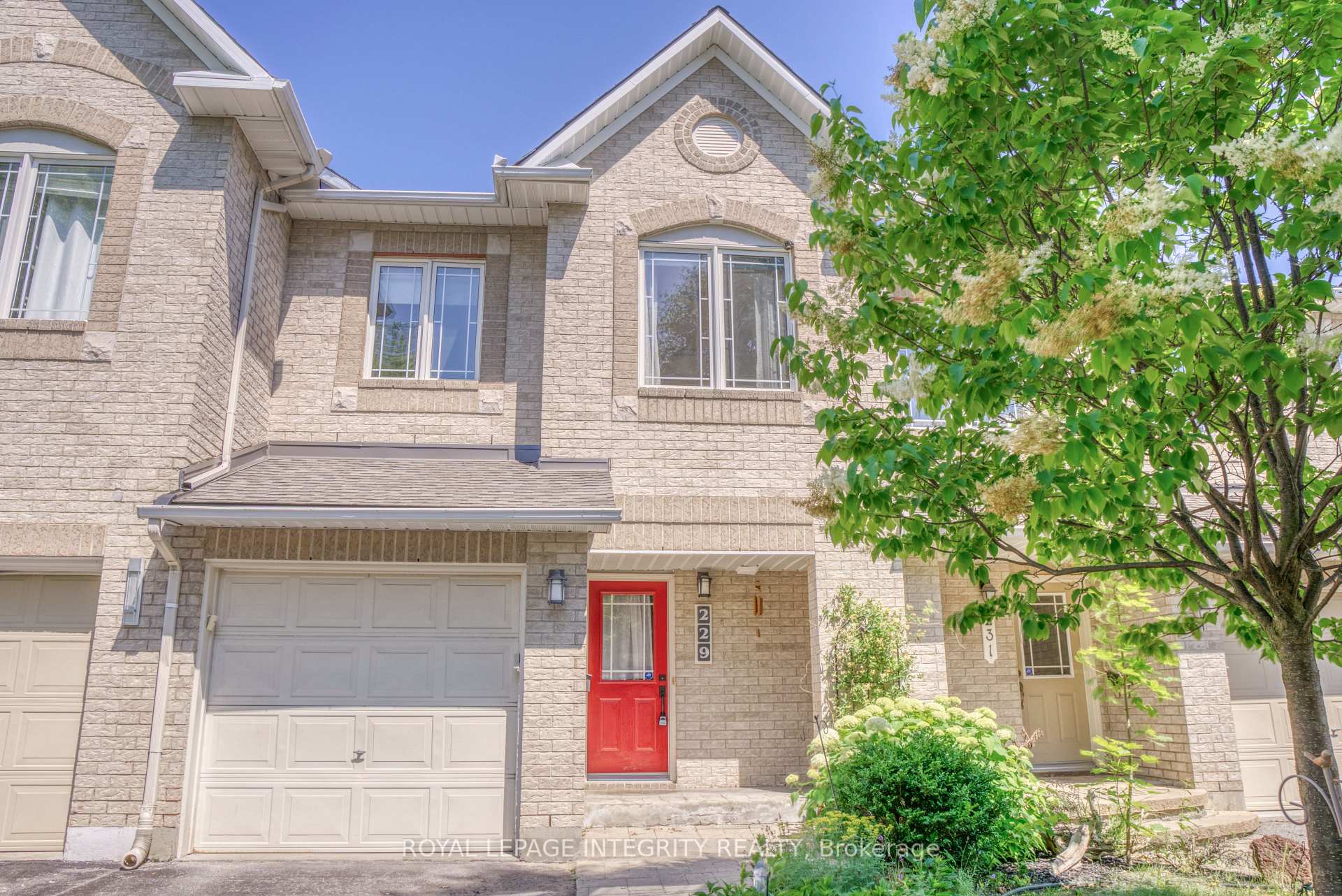 Photo 1 of 229 Greenridge Street, Ottawa, Chapel Hill — HOMEH