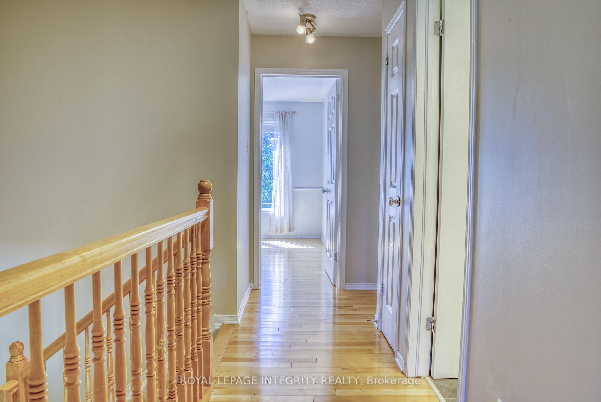 Photo 11 of 229 Greenridge Street, Ottawa, Chapel Hill — HOMEH