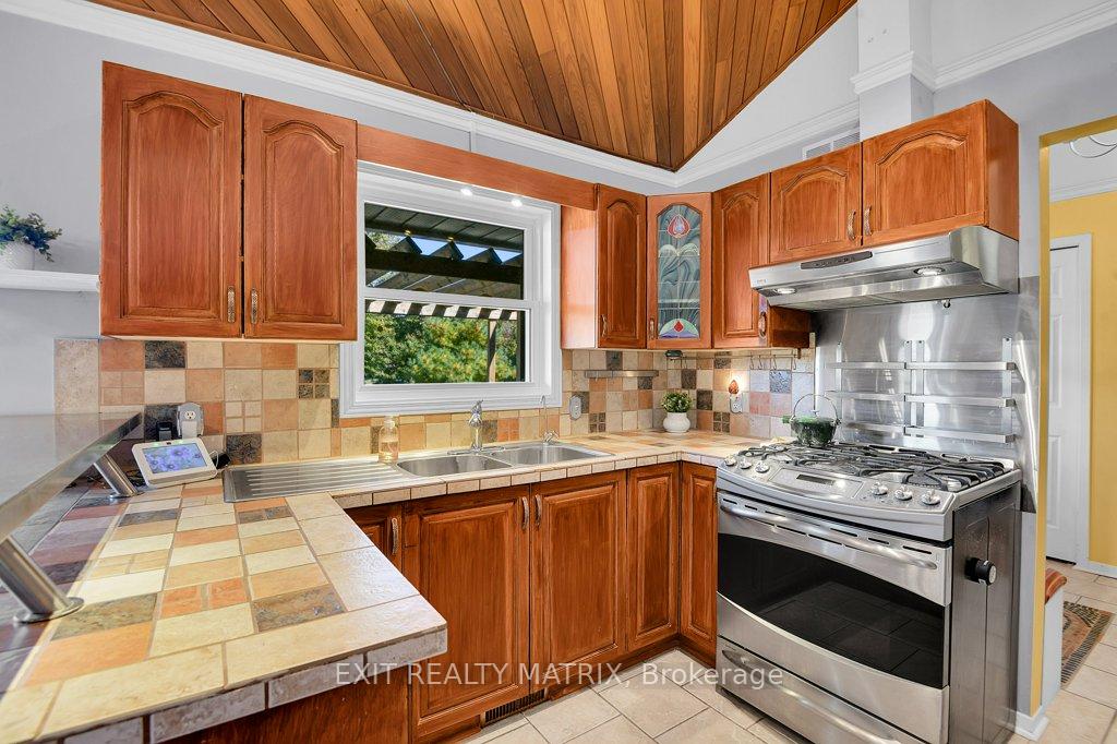 Photo 12 of 1374 County 7 Road, North Dundas, North Dundas (Winchester) Twp — HOMEH