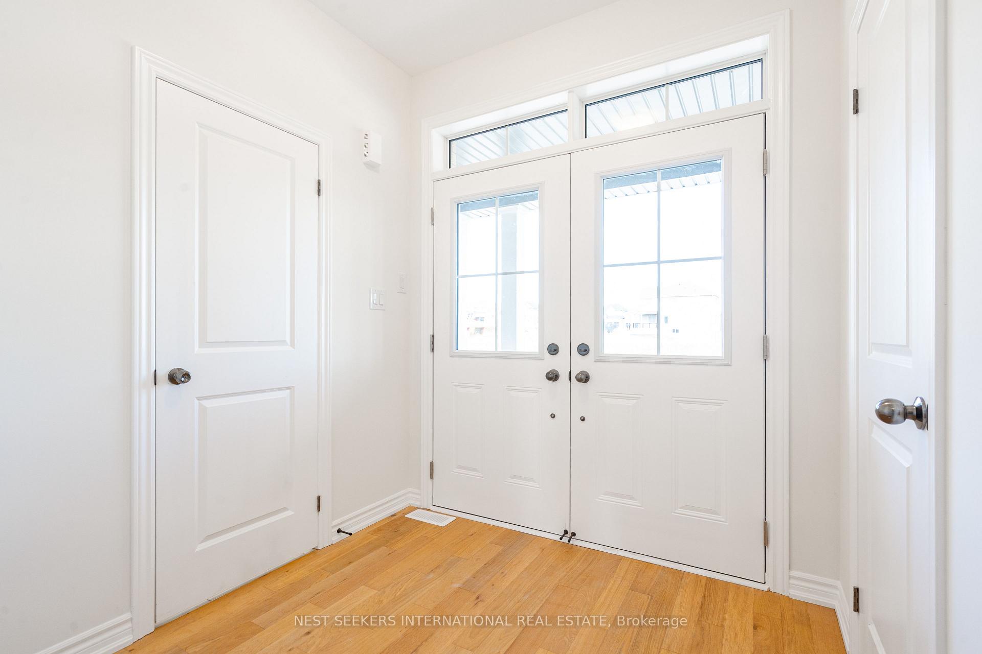 Photo 2 of 53 Fenn Crescent, New Tecumseth, Rural New Tecumseth — HOMEH