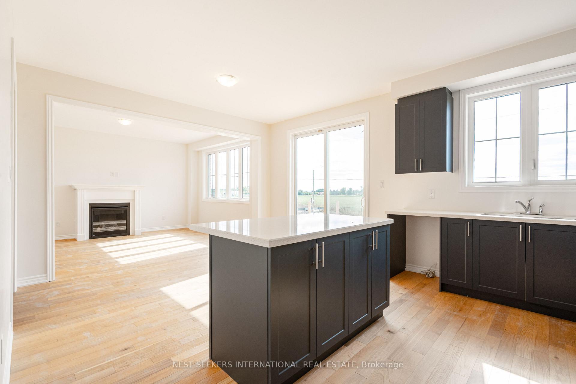 Photo 6 of 53 Fenn Crescent, New Tecumseth, Rural New Tecumseth — HOMEH