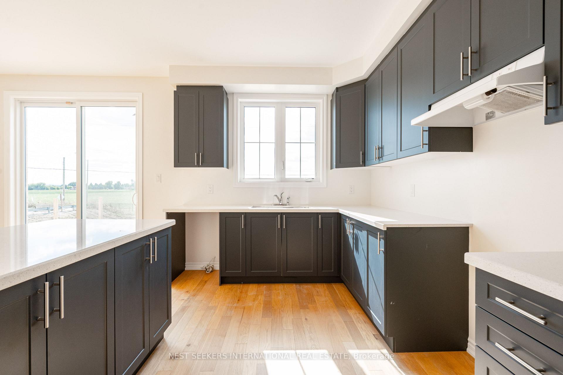 Photo 7 of 53 Fenn Crescent, New Tecumseth, Rural New Tecumseth — HOMEH