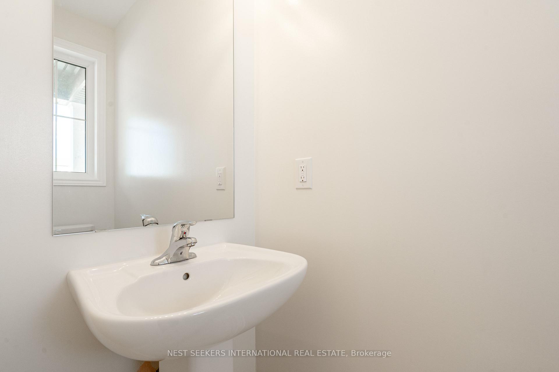 Photo 14 of 53 Fenn Crescent, New Tecumseth, Rural New Tecumseth — HOMEH