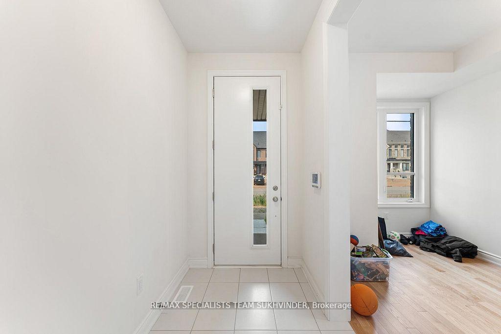 Photo 6 of 3243 Sixth Line, Oakville, Glenorchy — HOMEH
