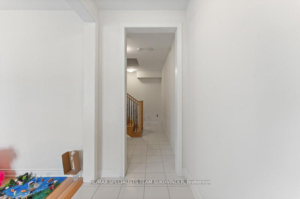 Photo 7 of 3243 Sixth Line, Oakville, Glenorchy — HOMEH