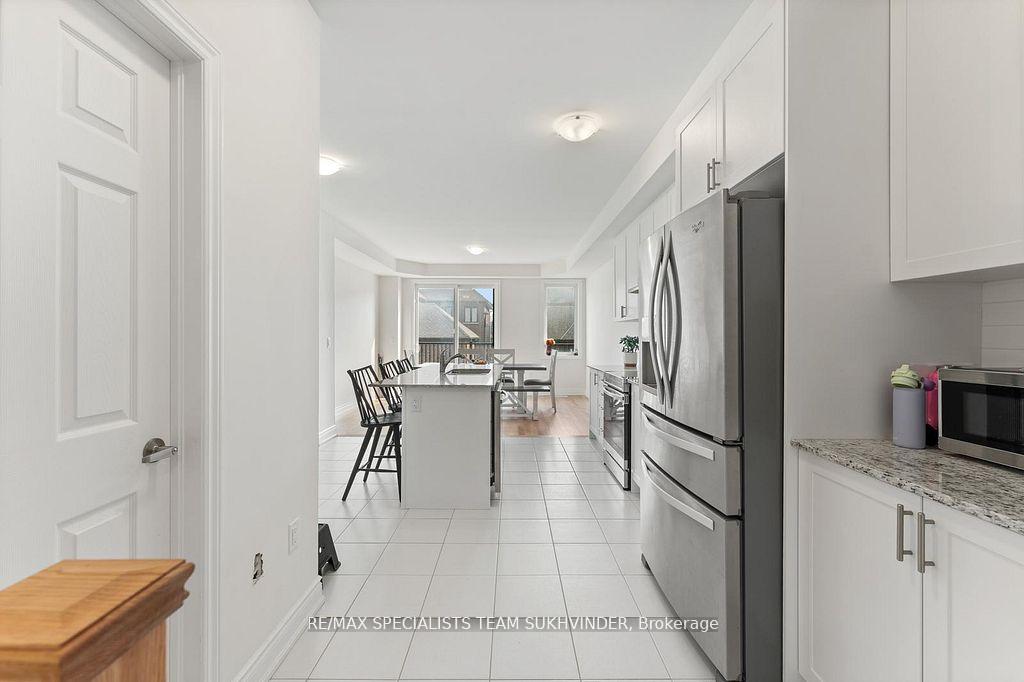 Photo 12 of 3243 Sixth Line, Oakville, Glenorchy — HOMEH