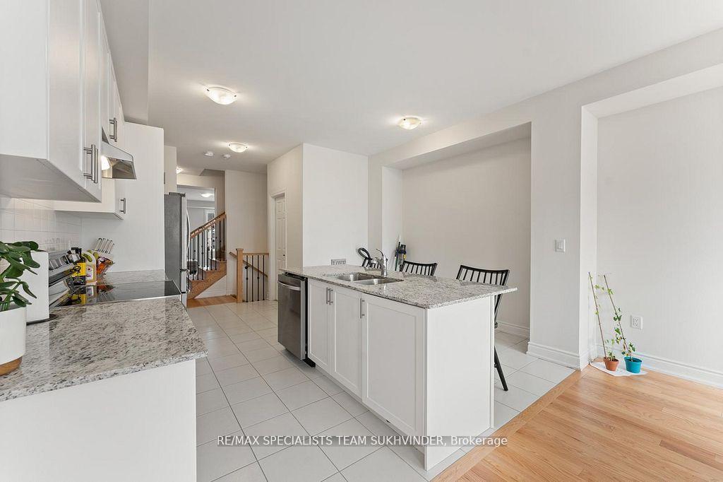Photo 17 of 3243 Sixth Line, Oakville, Glenorchy — HOMEH
