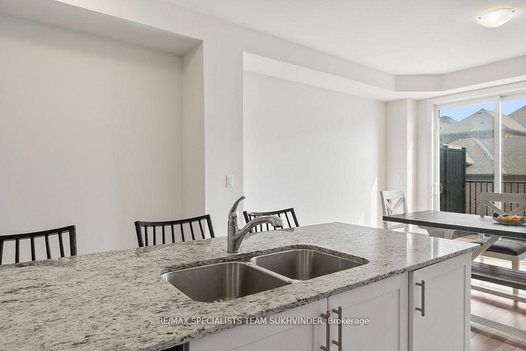 Photo 18 of 3243 Sixth Line, Oakville, Glenorchy — HOMEH