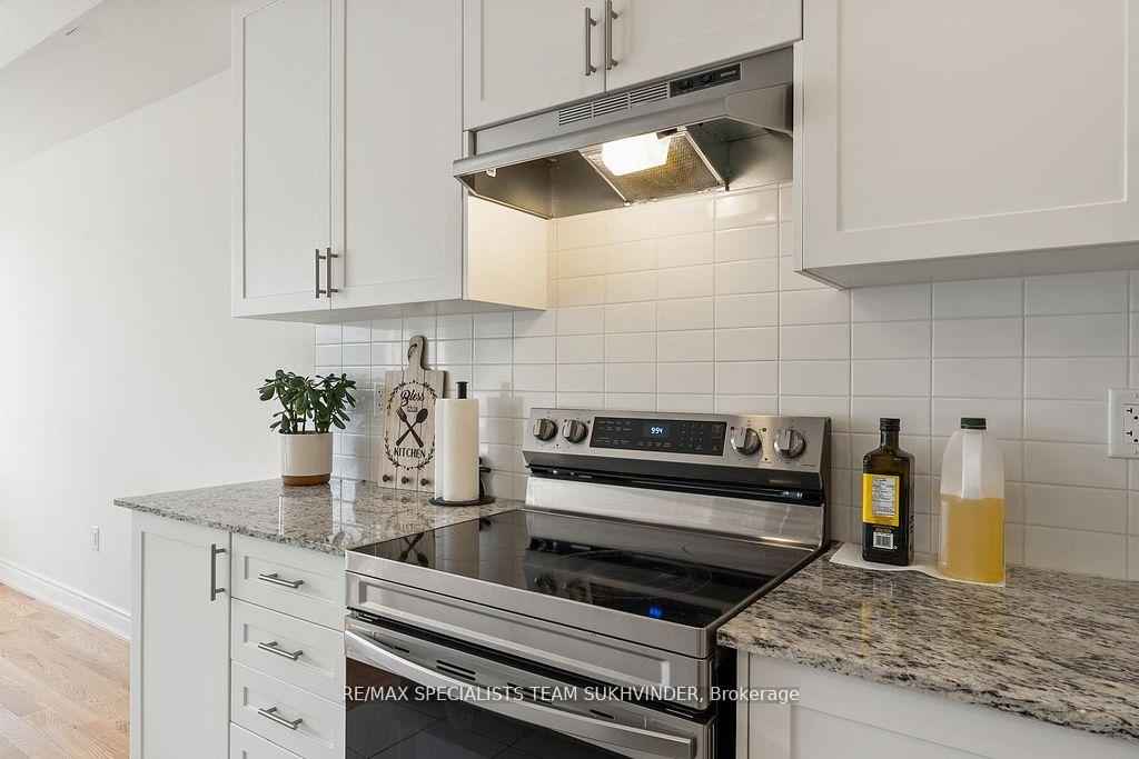 Photo 19 of 3243 Sixth Line, Oakville, Glenorchy — HOMEH
