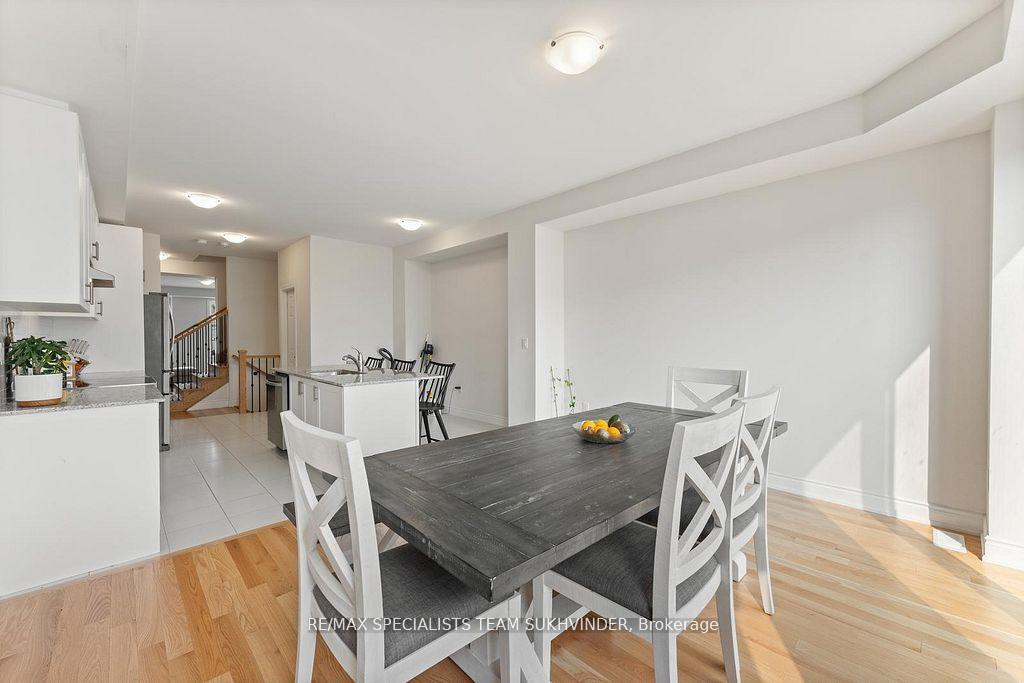 Photo 22 of 3243 Sixth Line, Oakville, Glenorchy — HOMEH
