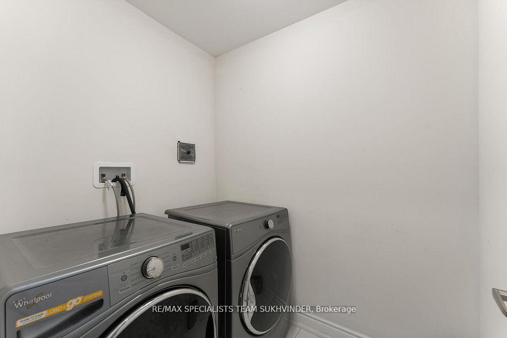 Photo 32 of 3243 Sixth Line, Oakville, Glenorchy — HOMEH
