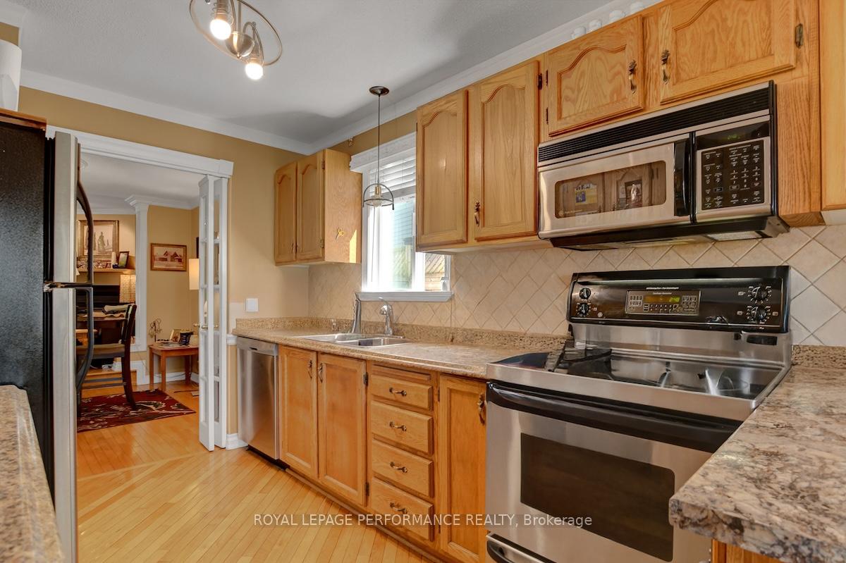 Photo 6 of 1815 Belval Crescent, Ottawa, Orleans/Sunridge — HOMEH