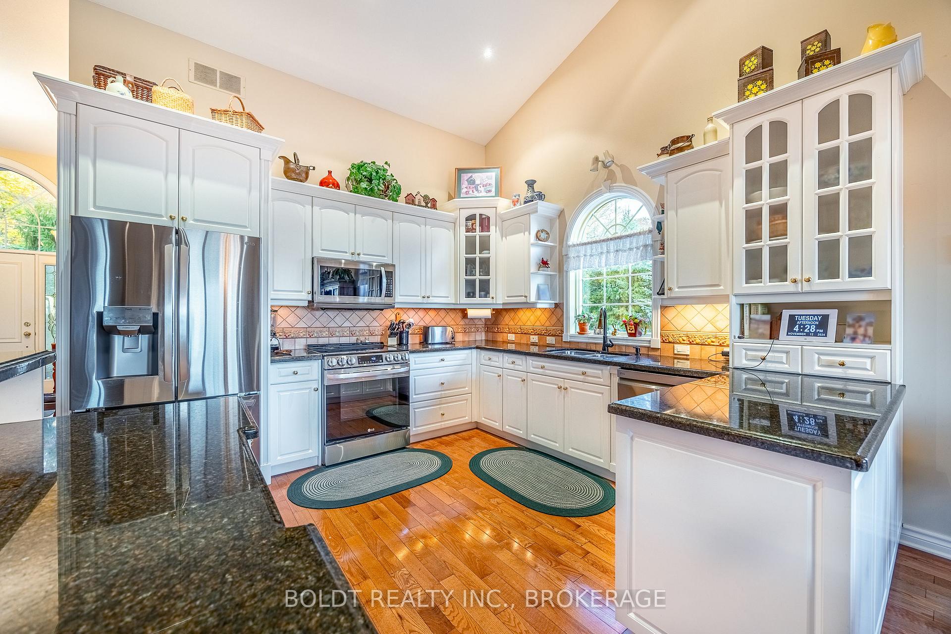Photo 6 of 1625 Haist Road, Pelham, Fonthill — HOMEH