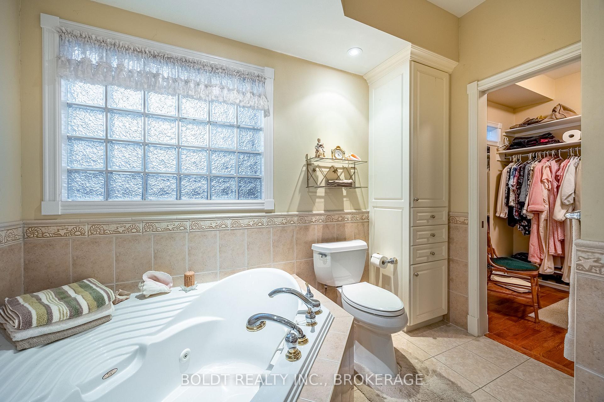 Photo 12 of 1625 Haist Road, Pelham, Fonthill — HOMEH