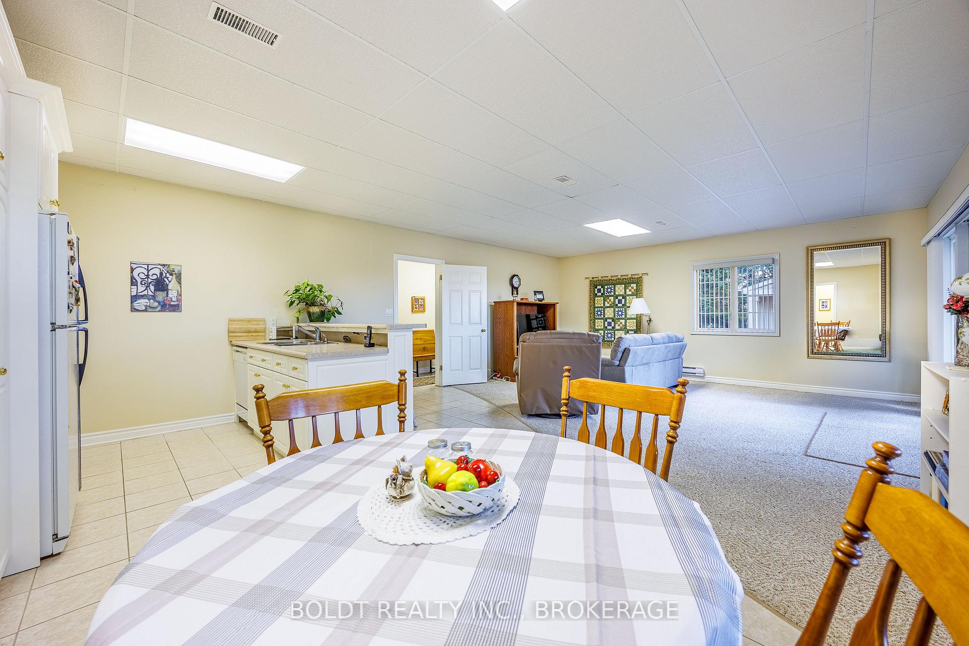 Photo 21 of 1625 Haist Road, Pelham, Fonthill — HOMEH