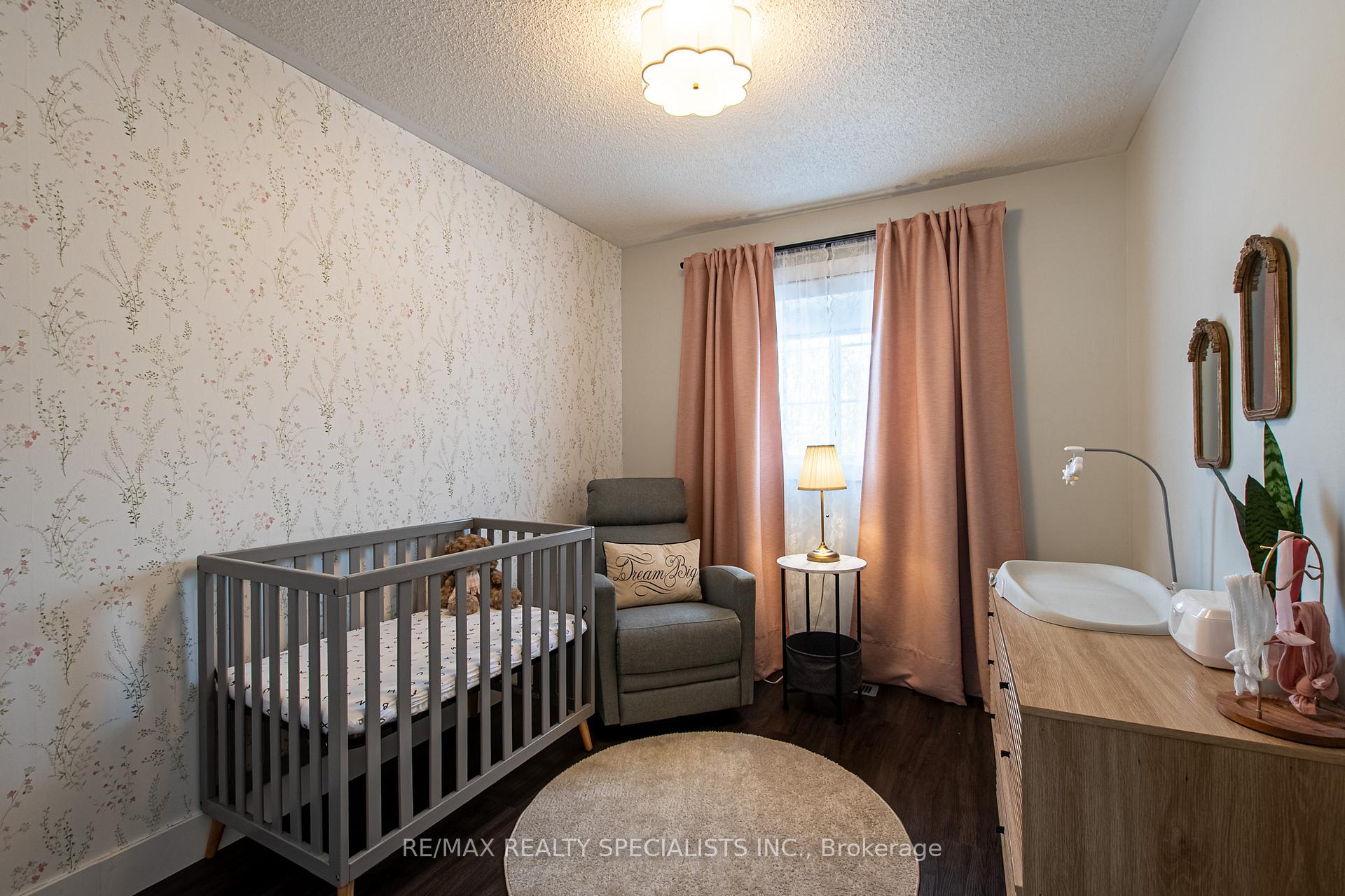 Photo 19 of 35 O'Leary Court, New Tecumseth, Tottenham — HOMEH