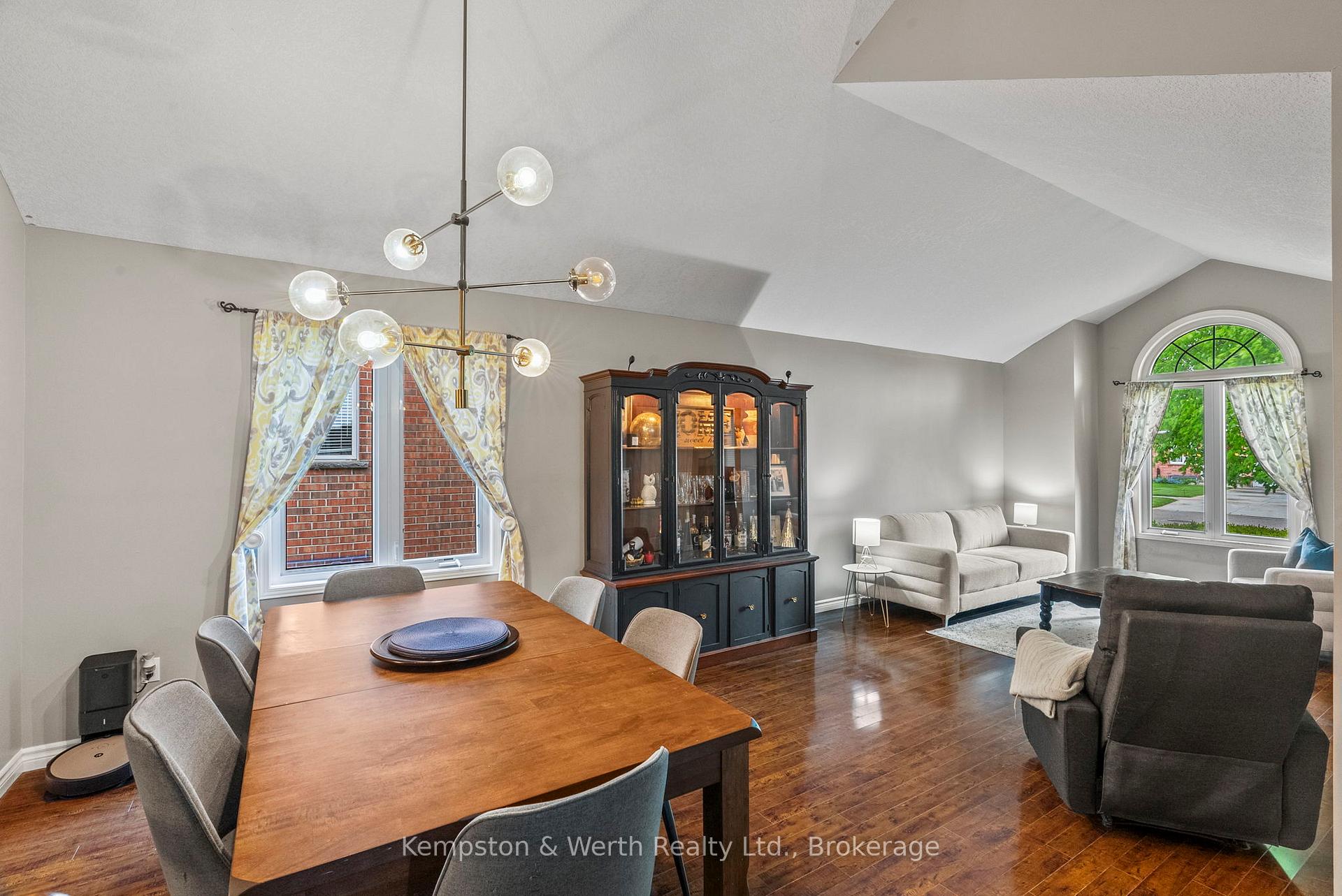 Photo 10 of 761 Scott Street W, North Perth, Listowel — HOMEH
