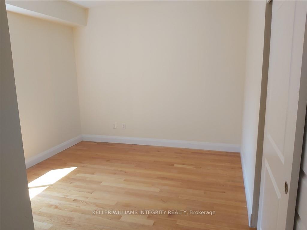 Photo 6 of Unit 2, 136 King George Street, Ottawa, Overbrook/Castle Heights — HOMEH