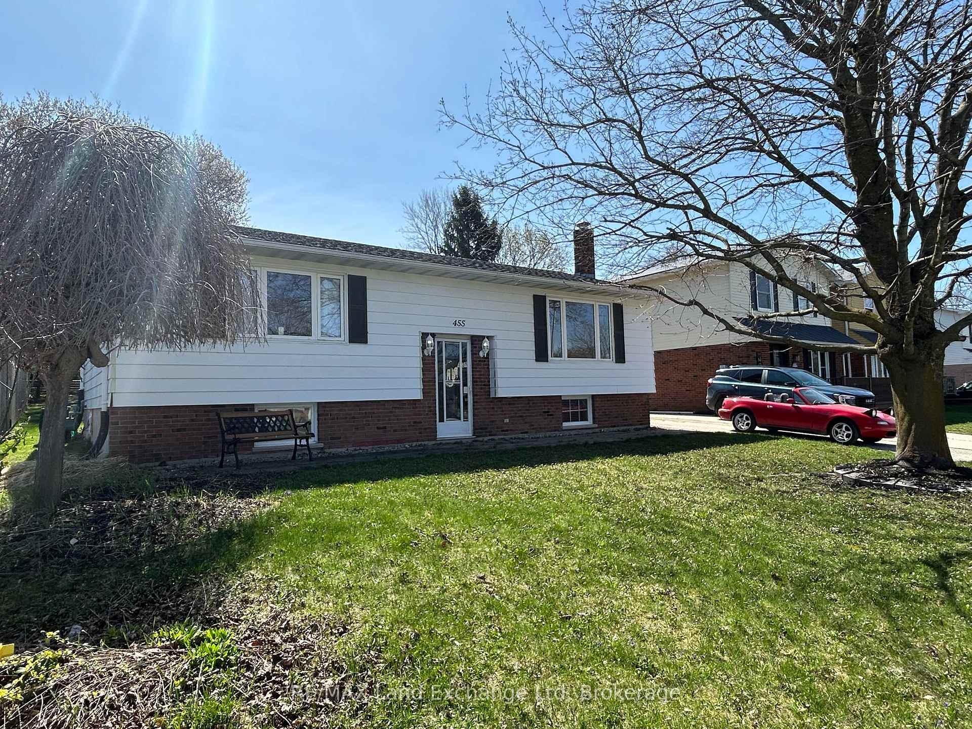 Photo 4 of 455 Highland Drive, North Huron, Wingham — HOMEH