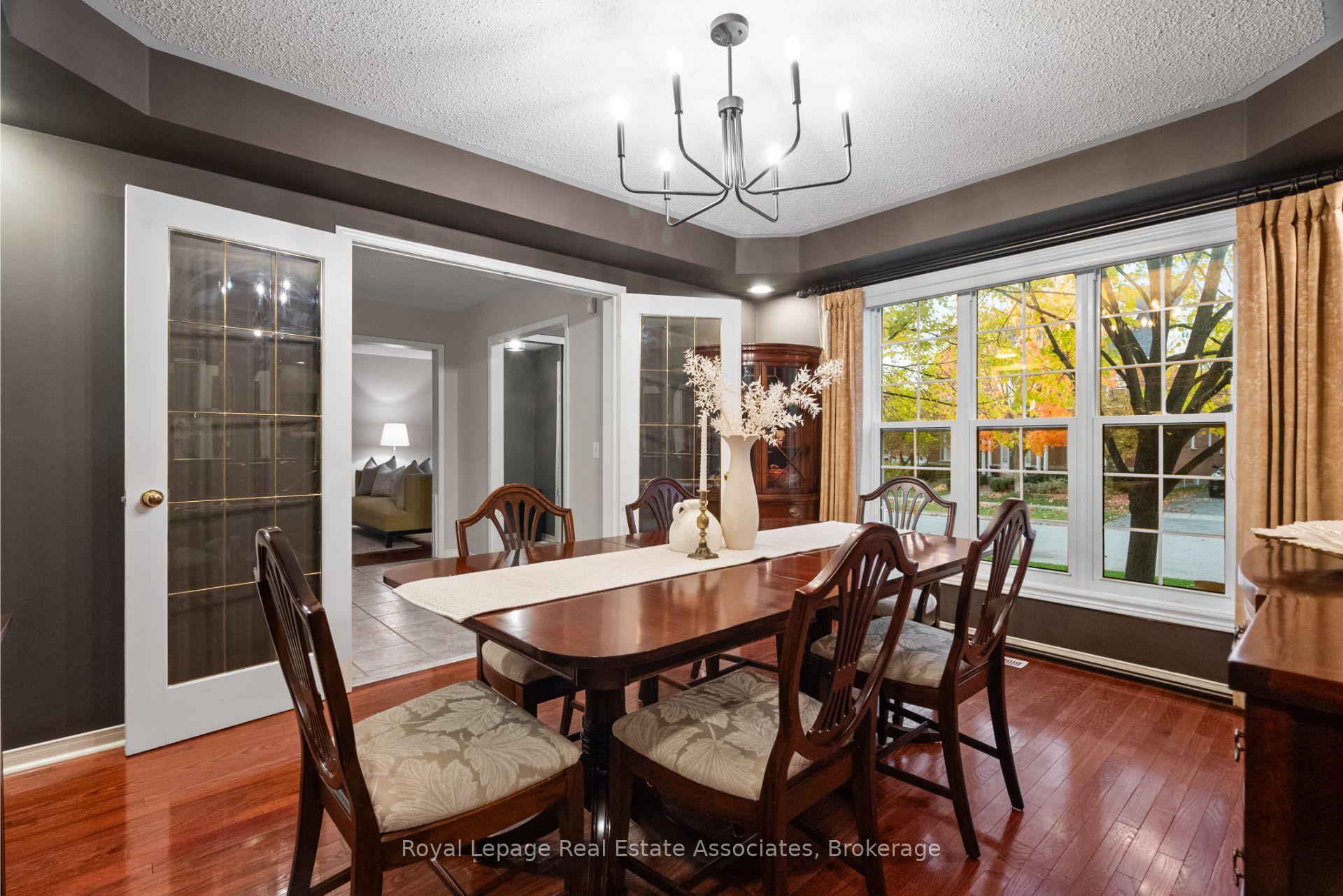 Photo 3 of 62 Pike Road, Oakville, River Oaks — HOMEH
