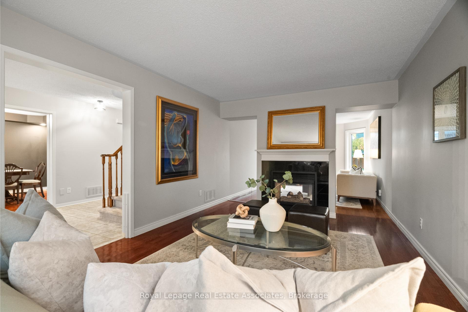 Photo 4 of 62 Pike Road, Oakville, River Oaks — HOMEH