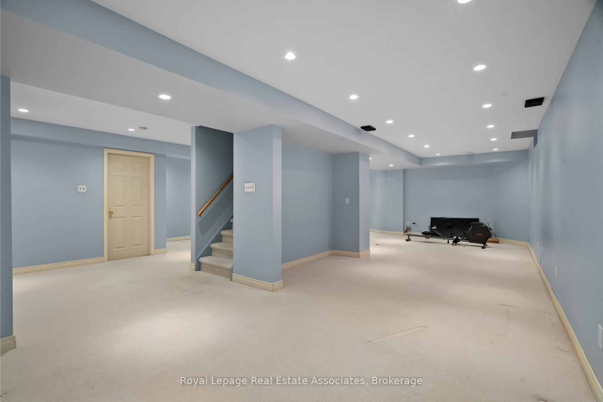 Photo 31 of 62 Pike Road, Oakville, River Oaks — HOMEH