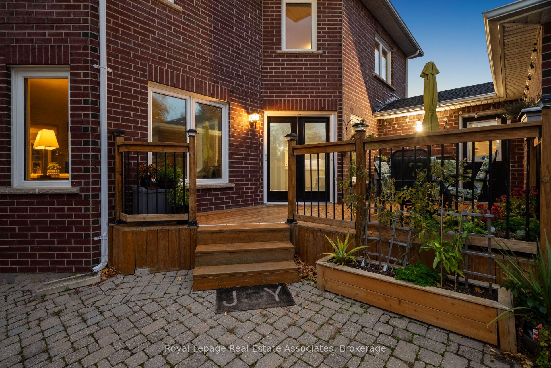 Photo 34 of 62 Pike Road, Oakville, River Oaks — HOMEH