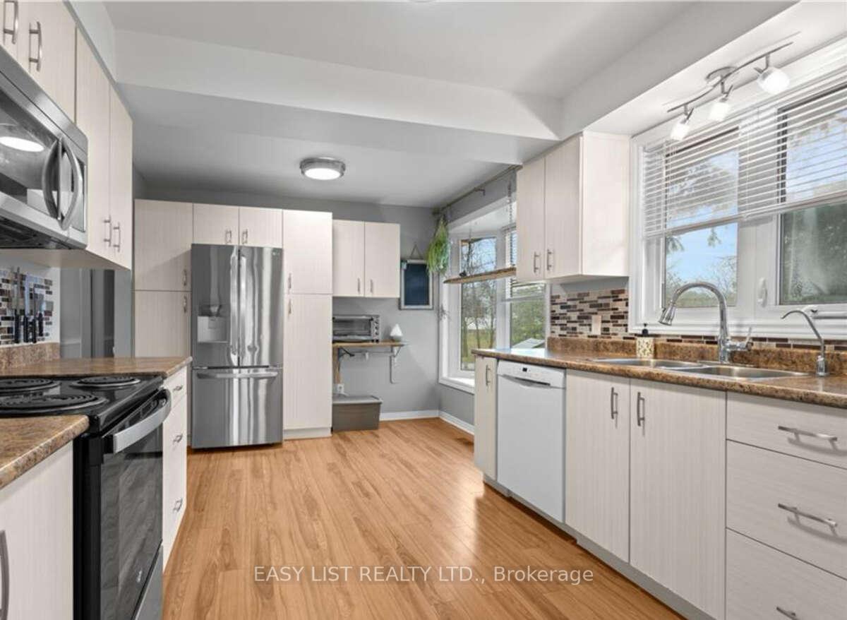 Photo 7 of 898 Plainview Place, Kingston, North of Taylor-Kidd Blvd — HOMEH