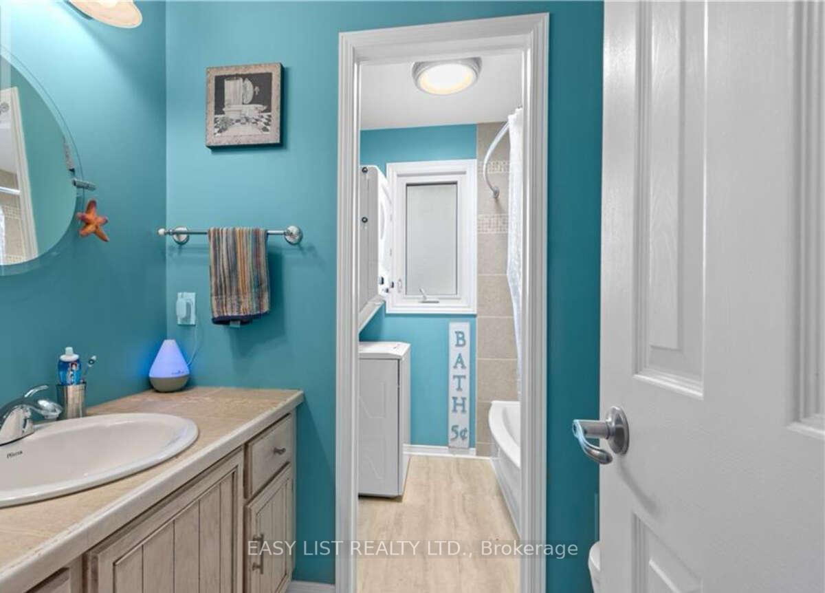 Photo 9 of 898 Plainview Place, Kingston, North of Taylor-Kidd Blvd — HOMEH