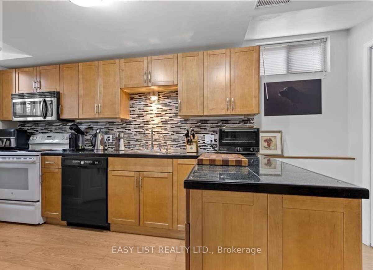 Photo 15 of 898 Plainview Place, Kingston, North of Taylor-Kidd Blvd — HOMEH