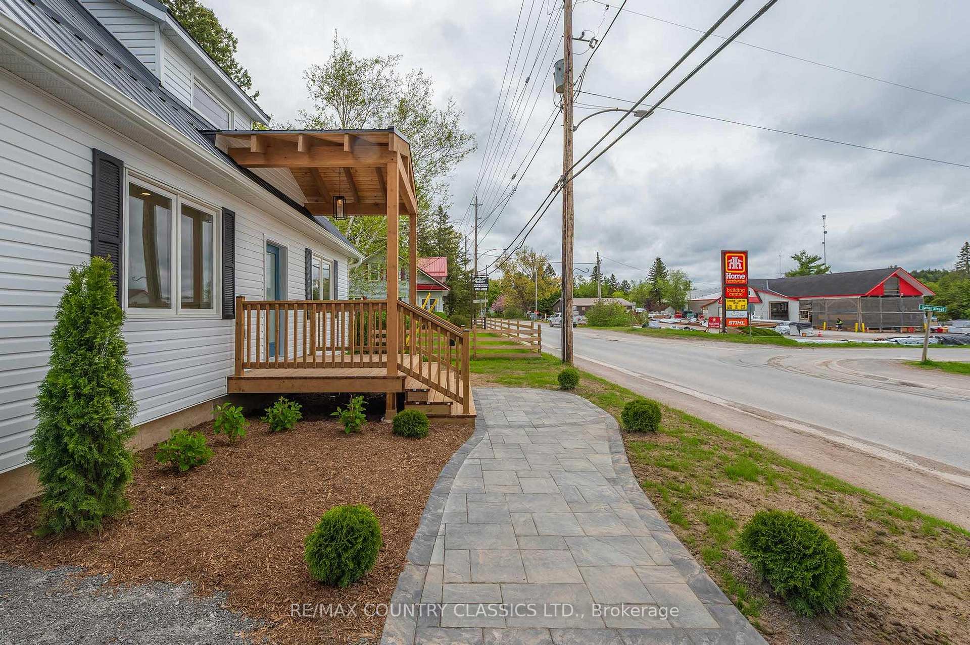 Photo 3 of 144 County Rd 504, North Kawartha — HOMEH