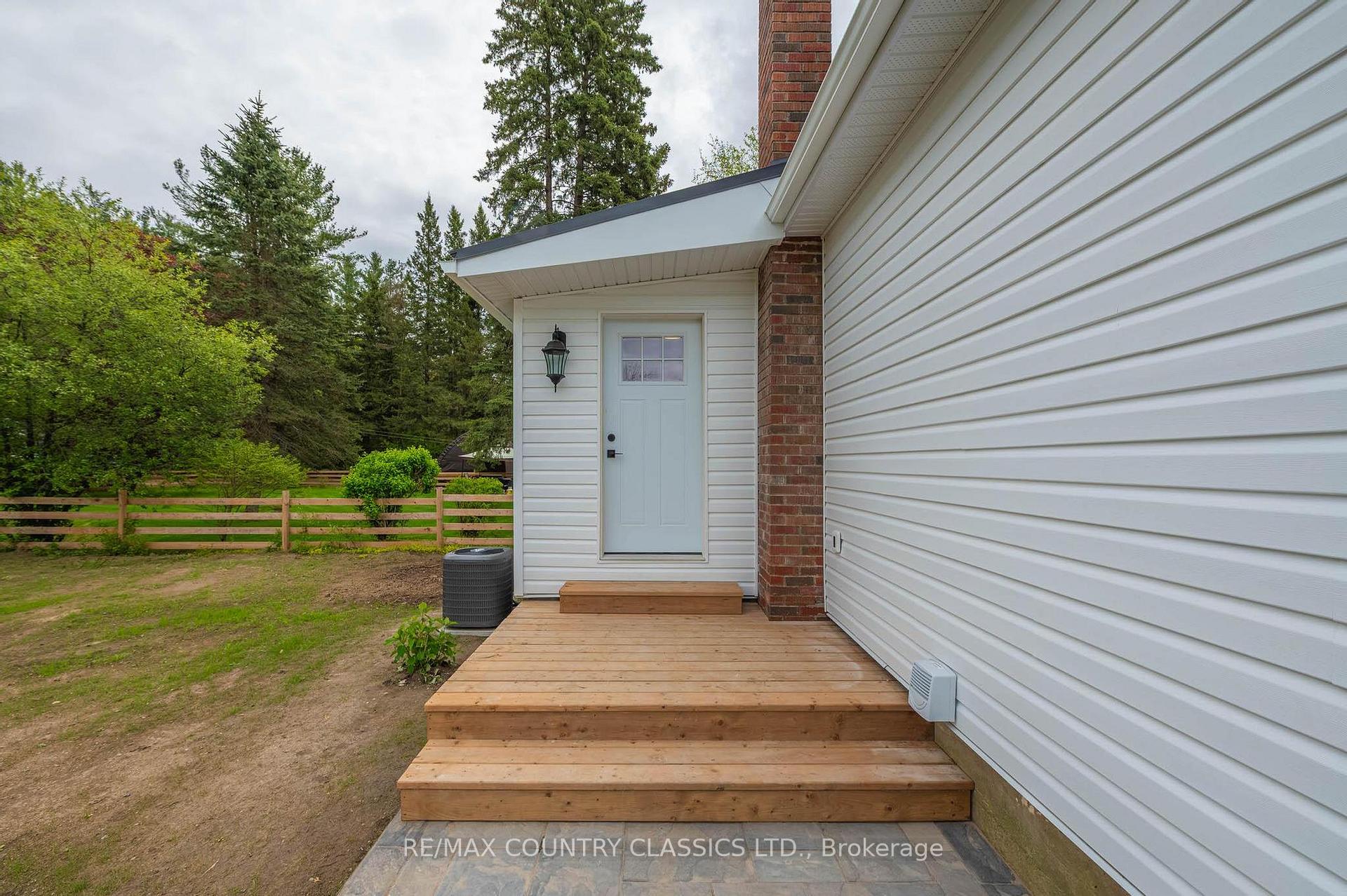 Photo 5 of 144 County Rd 504, North Kawartha — HOMEH