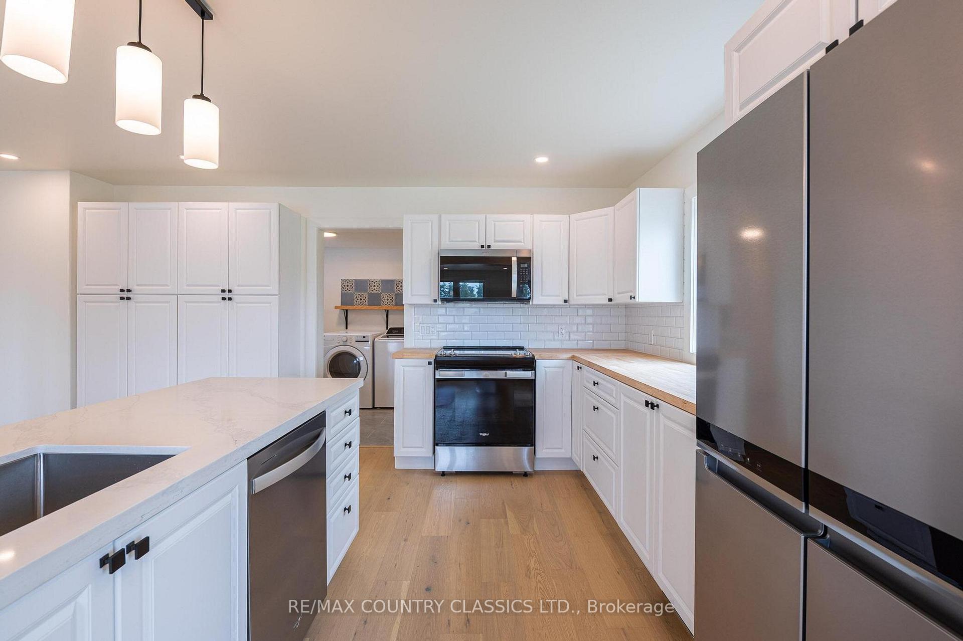 Photo 11 of 144 County Rd 504, North Kawartha — HOMEH