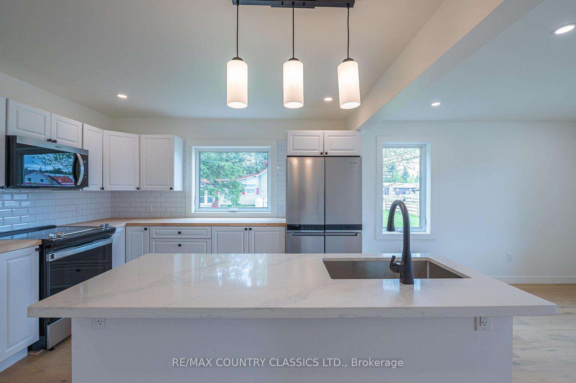 Photo 13 of 144 County Rd 504, North Kawartha — HOMEH
