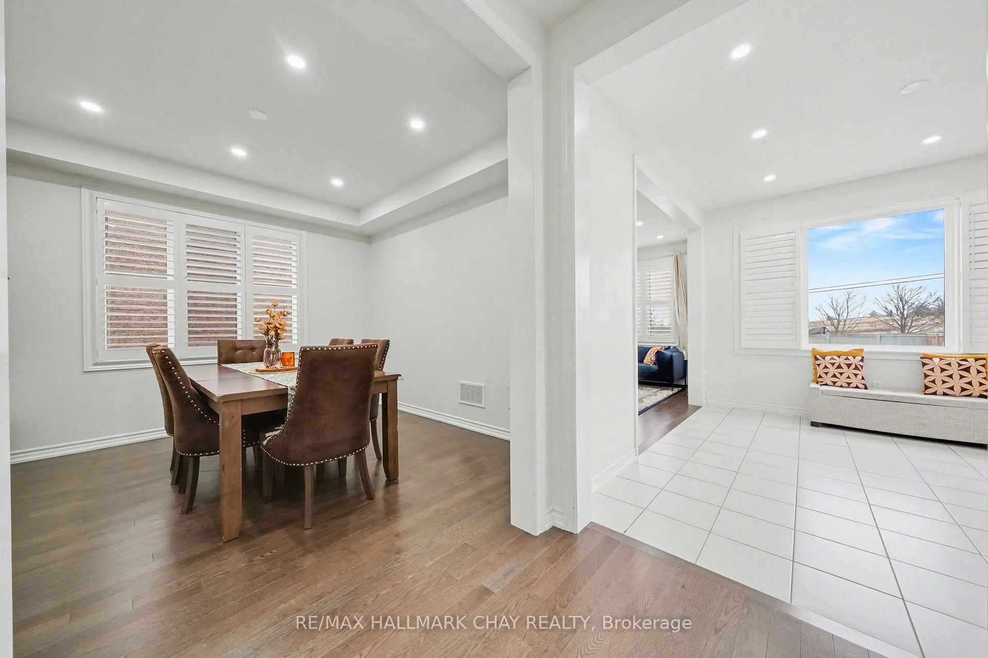 Photo 15 of 54 Gould Crescent, New Tecumseth, Tottenham — HOMEH