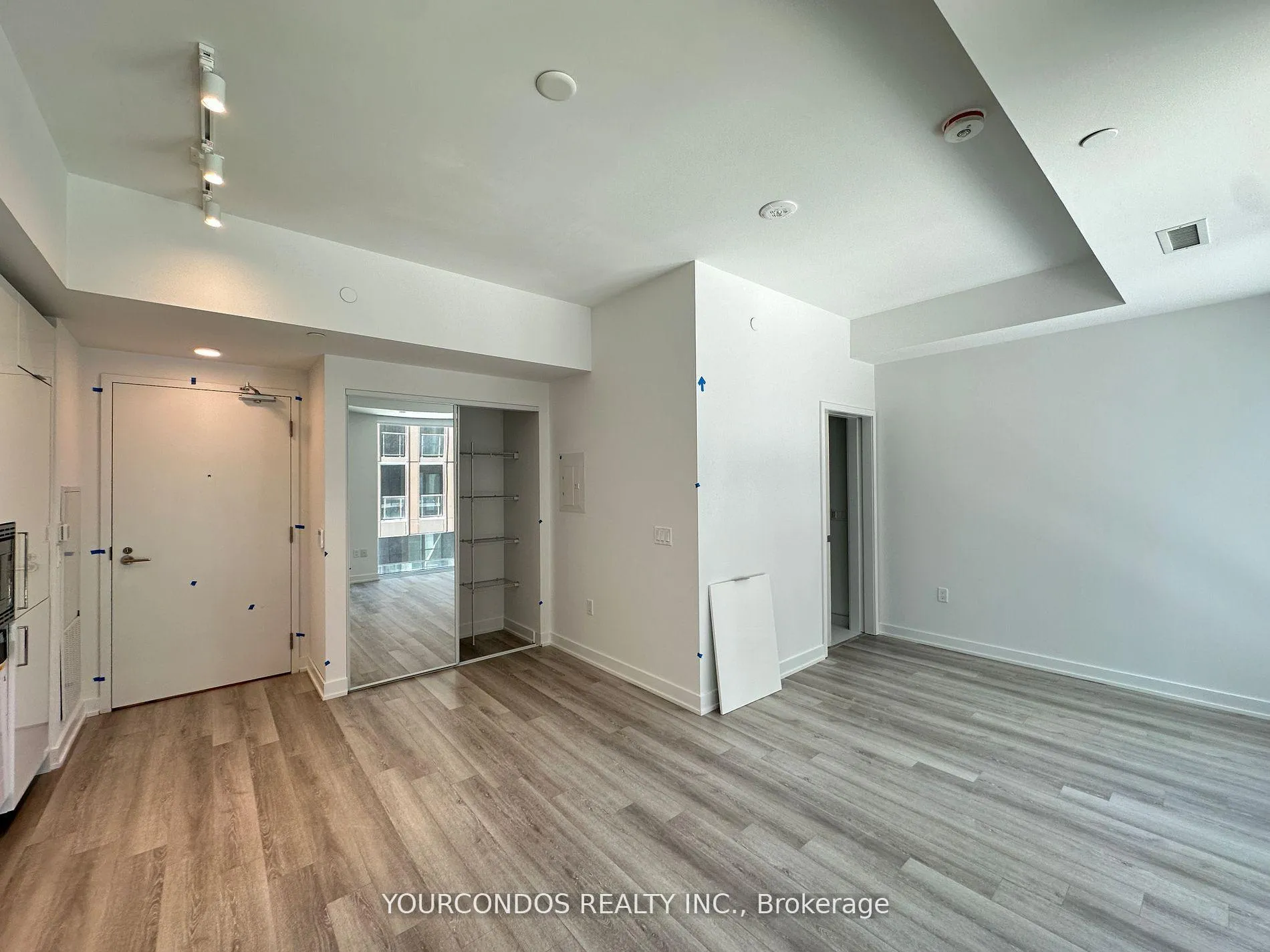 Photo 3 of Unit 1518, 121 St Patrick Street, Toronto, Kensington-Chinatown — HOMEH