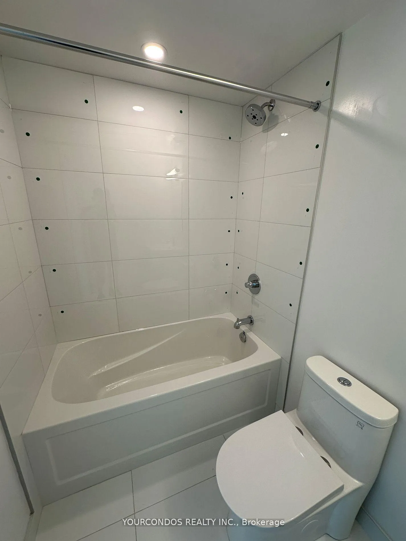 Photo 7 of Unit 1518, 121 St Patrick Street, Toronto, Kensington-Chinatown — HOMEH