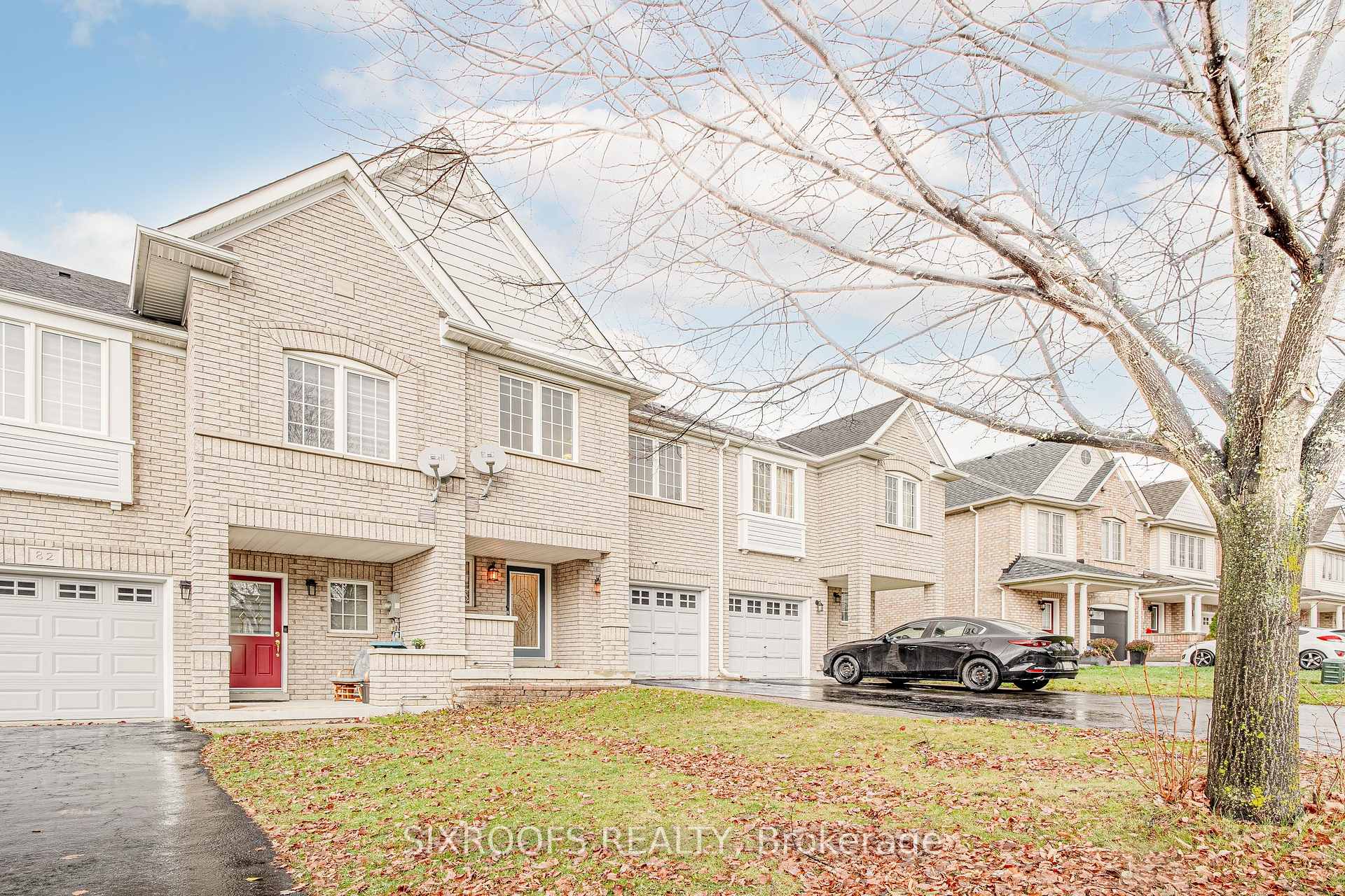 Front of 84 Hartford Crescent
