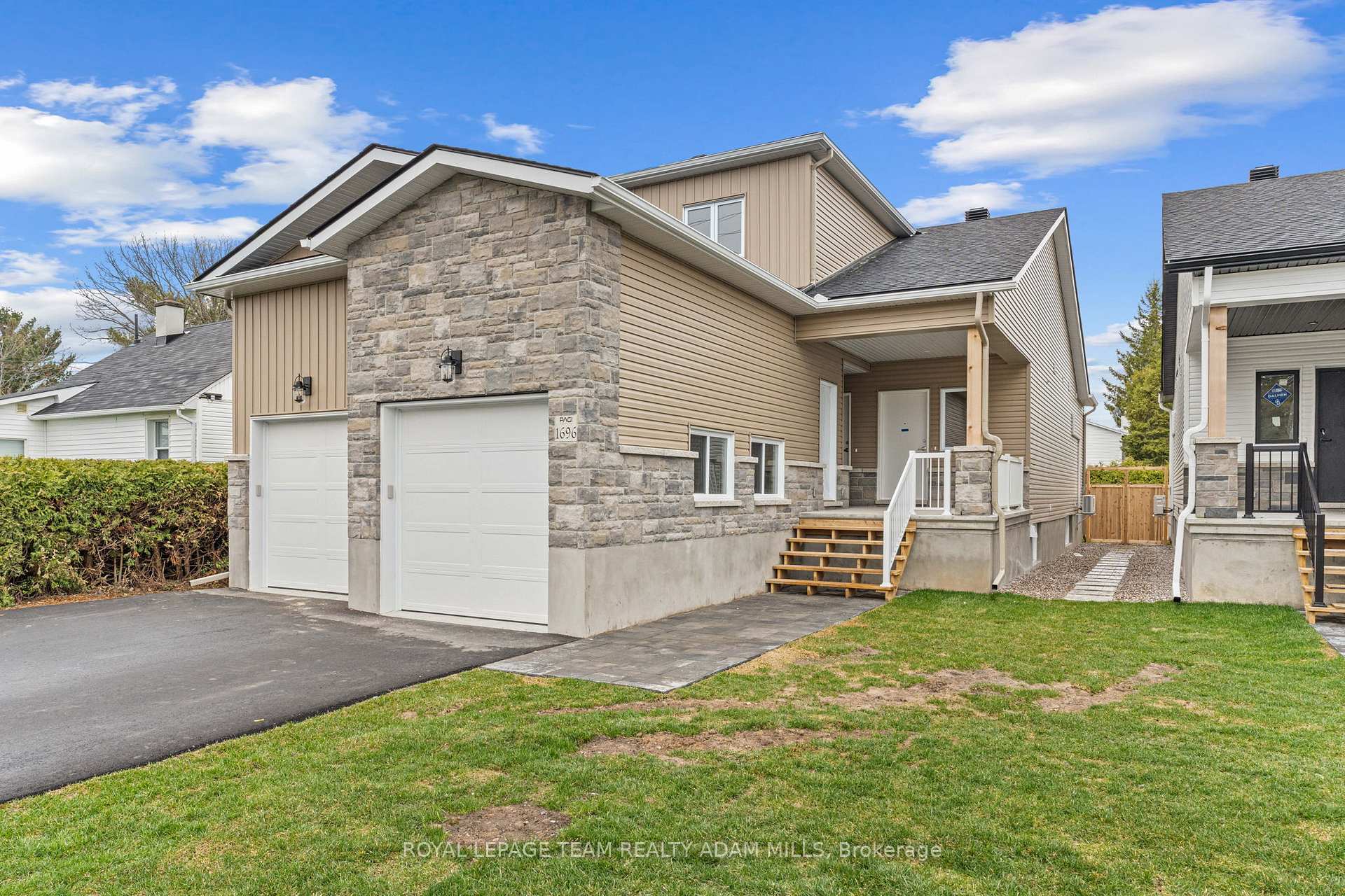 Photo 2 of Unit 1, 1696 Belcourt Boulevard, Ottawa, Chateauneuf — HOMEH