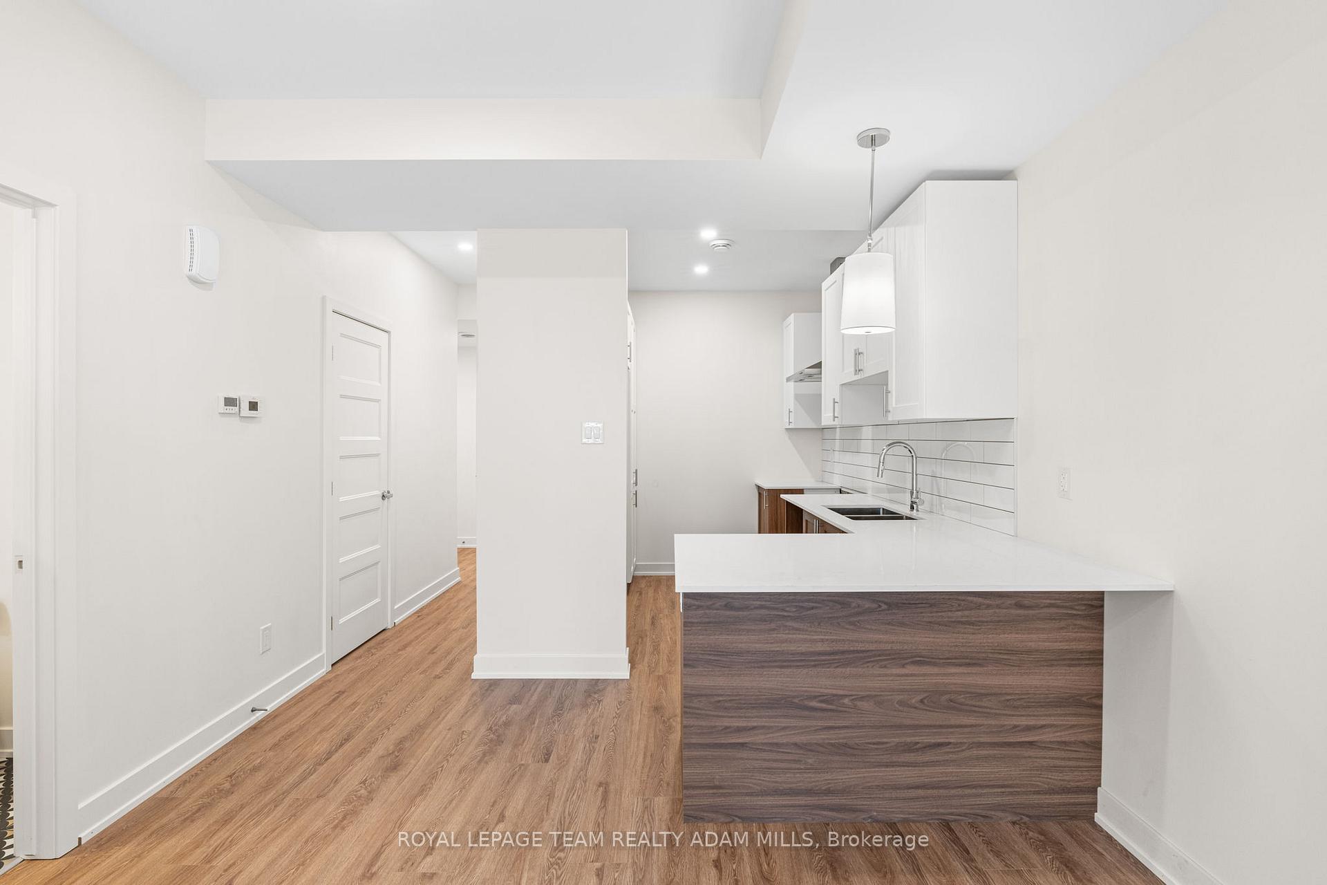 Photo 7 of Unit 1, 1696 Belcourt Boulevard, Ottawa, Chateauneuf — HOMEH