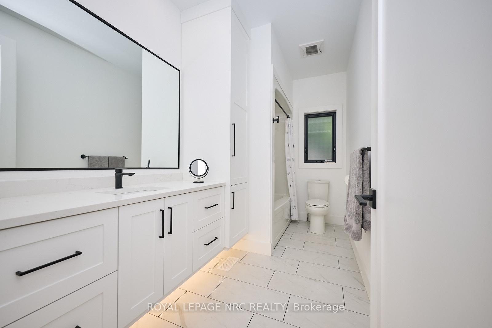 Photo 24 of 62 Bacon Lane, Pelham, Fonthill — HOMEH